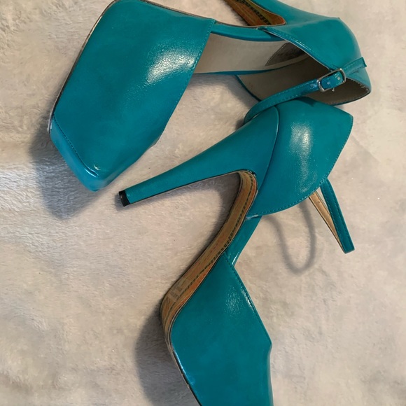 3 pair bundle - Picture 3 of 12